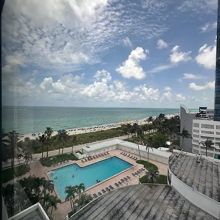 Casablanca On The Beach Miami Beach Room photo