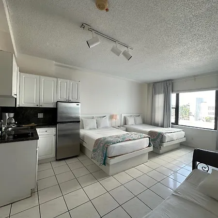 Casablanca On The Beach Miami Beach Room photo