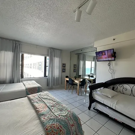 Casablanca On The Beach Miami Beach Room photo