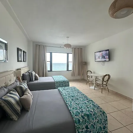 Casablanca On The Beach Miami Beach Room photo