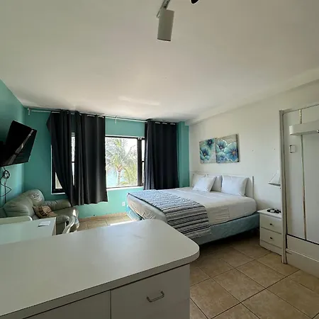 Casablanca On The Beach Miami Beach Room photo